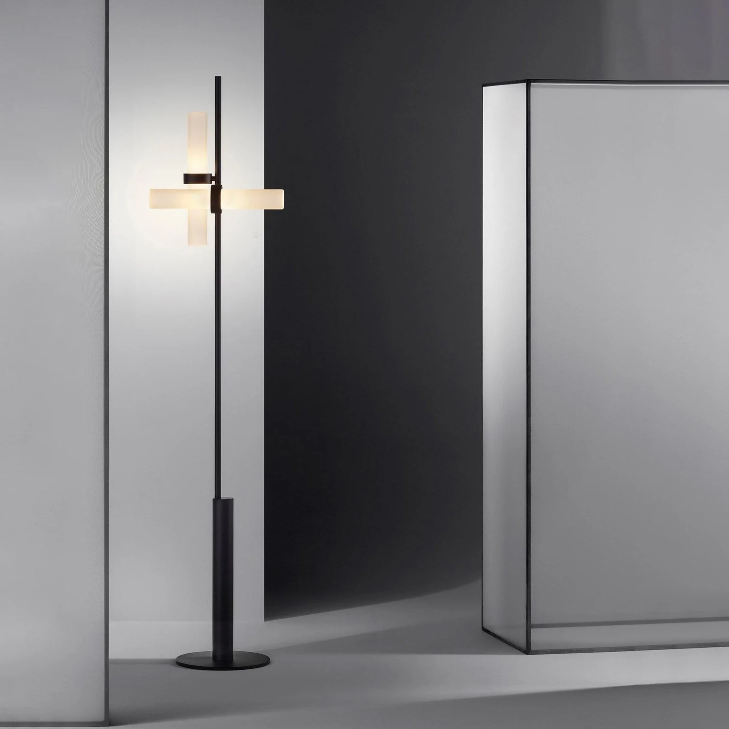 Axis Modular Floor Lamp - Lumpaz
