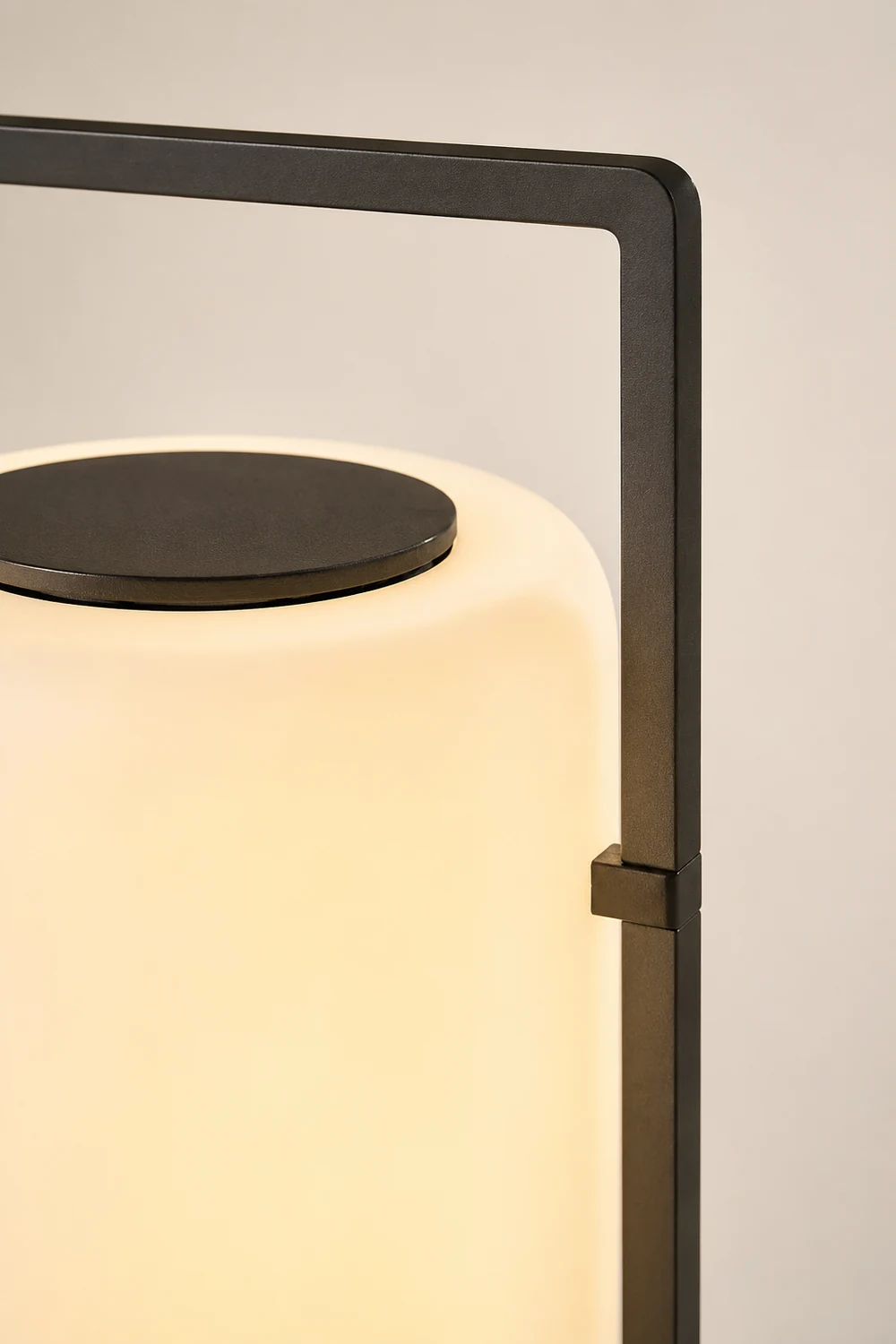 Twilight Lantern Solar Outdoor Table Lamp - Lumpaz