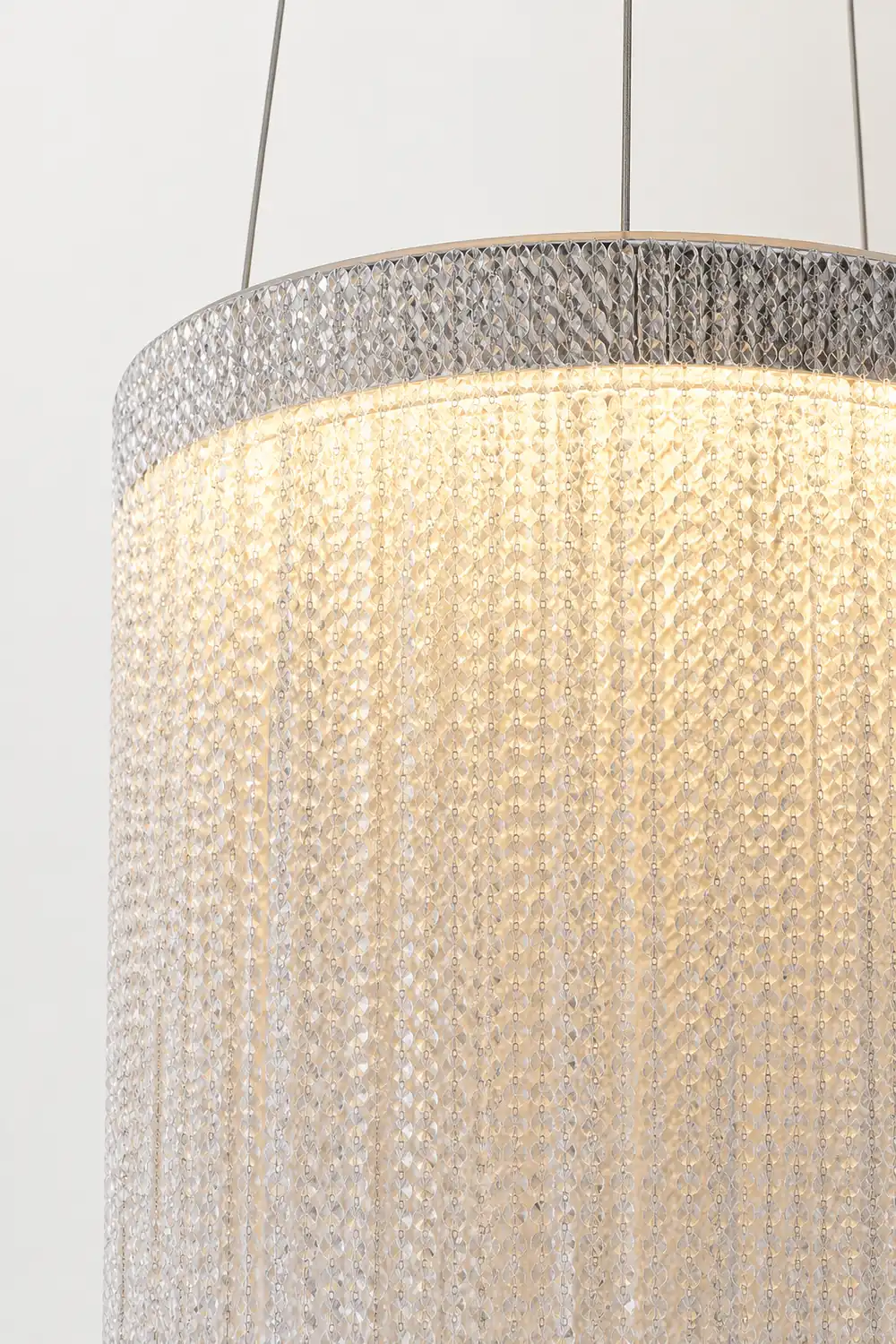 Aluminum Chain Tassel Pendant Light - Lumpaz