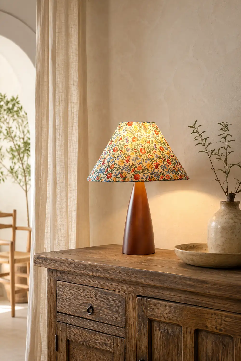 Amelia Blossom Table Lamp - Lumpaz