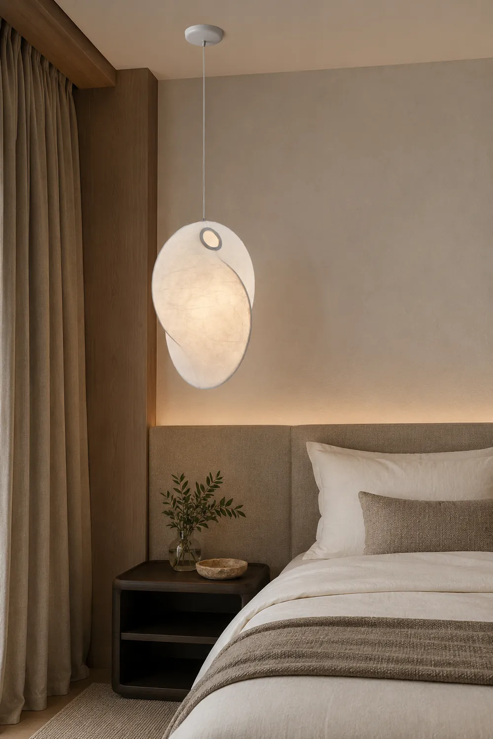 Celeste Crescent Pendant Light - Lumpaz
