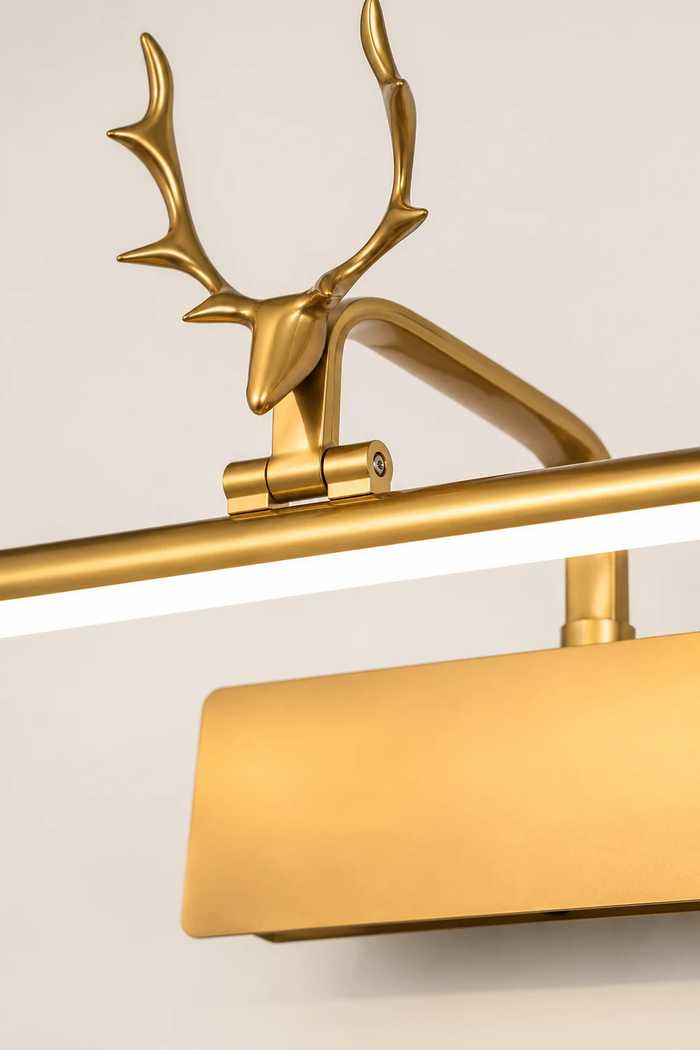 Stag Horn Wall Light - Lumpaz
