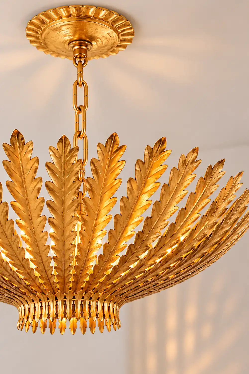 Hamptons Medium Art Chandelier - Lumpaz