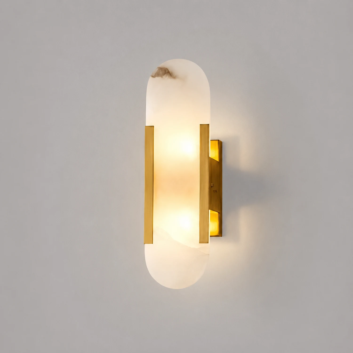 Modern Vertical Alabaster Wall Sconce - Lumpaz