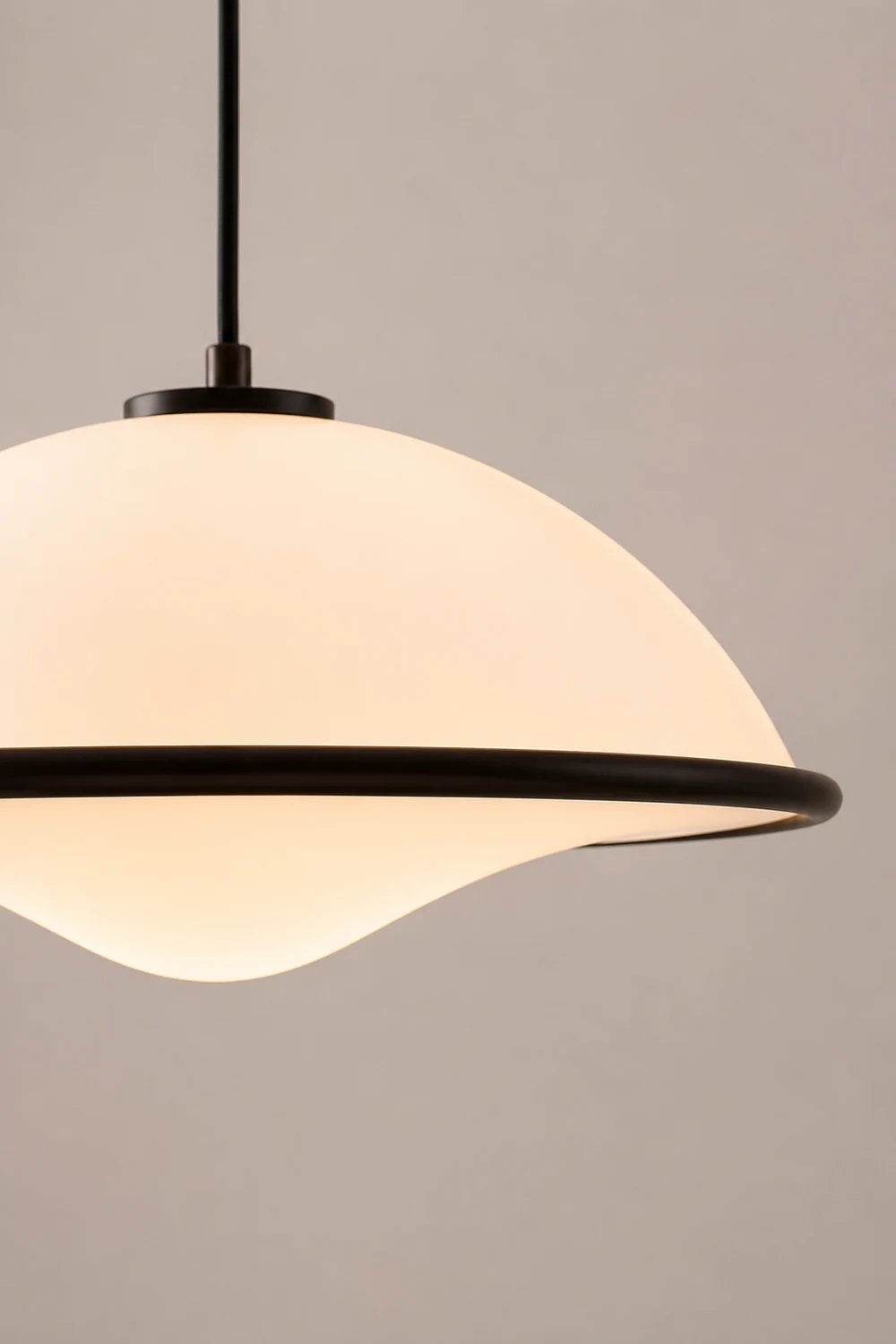 Acrylic Fontana Black Pendant Light - Lumpaz