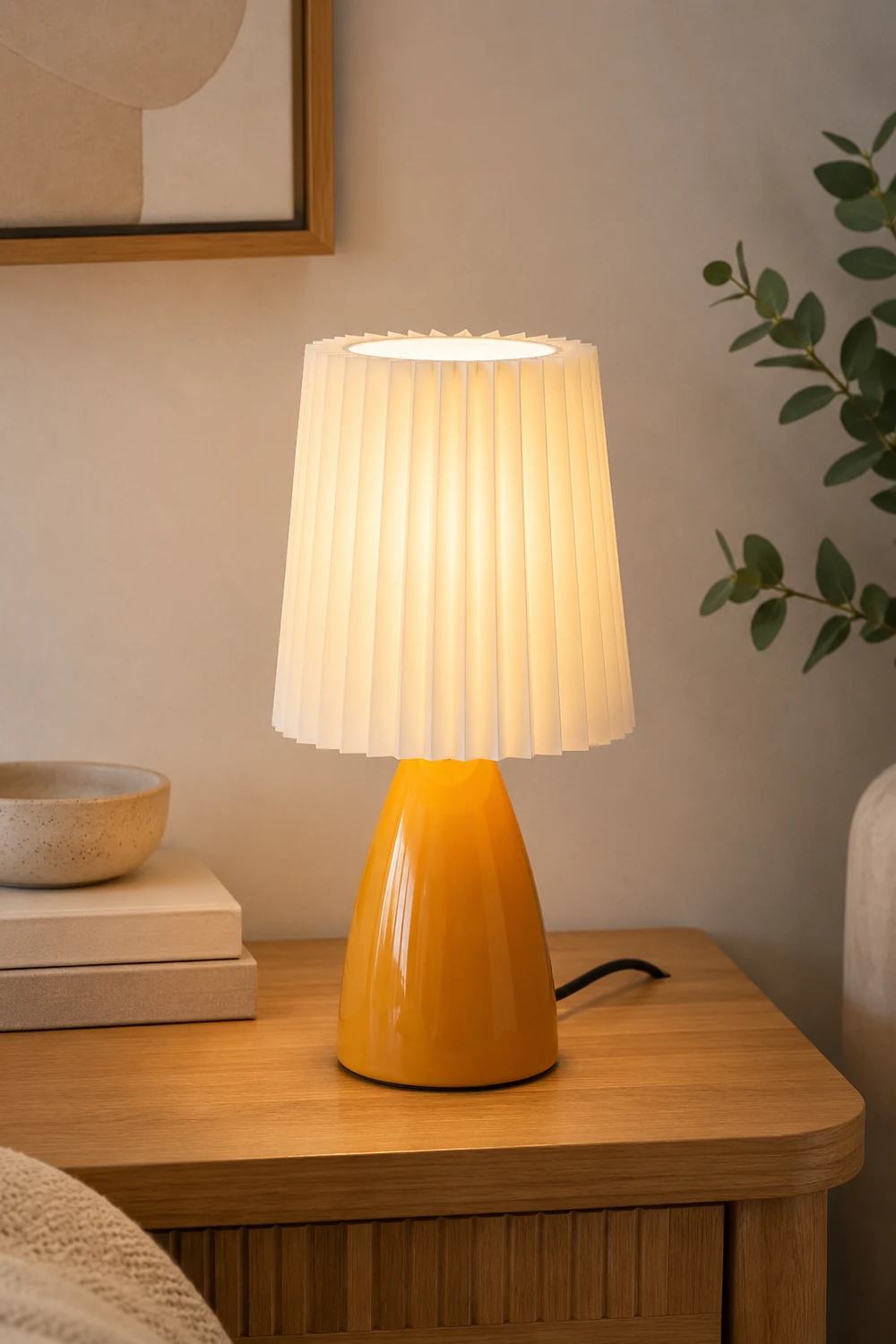Amber Glow Pleated Shade Table Lamp - Lumpaz