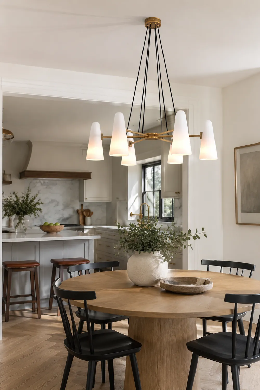 Montfaucon Round Chandelier - Lumpaz