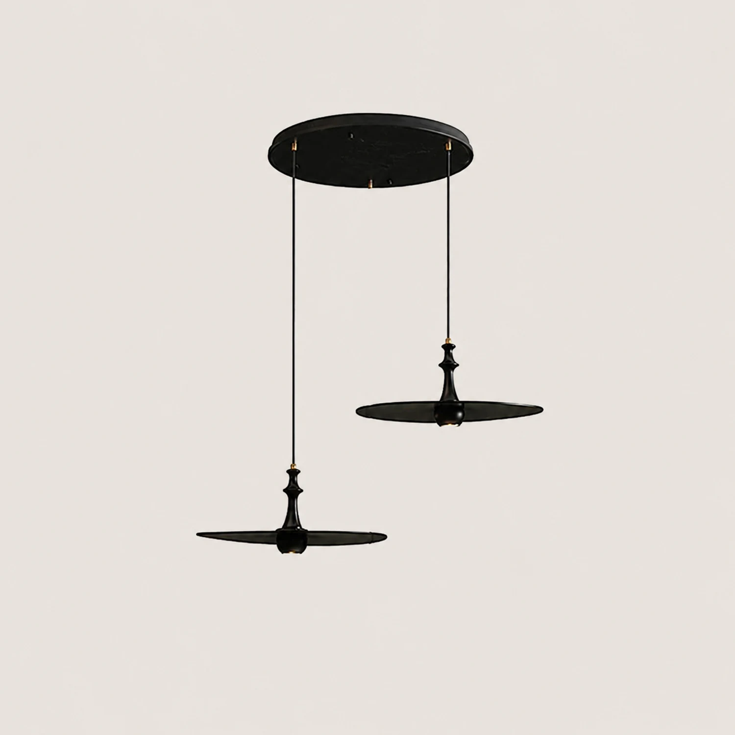 Spindle Disc Pendant Lamp - Lumpaz