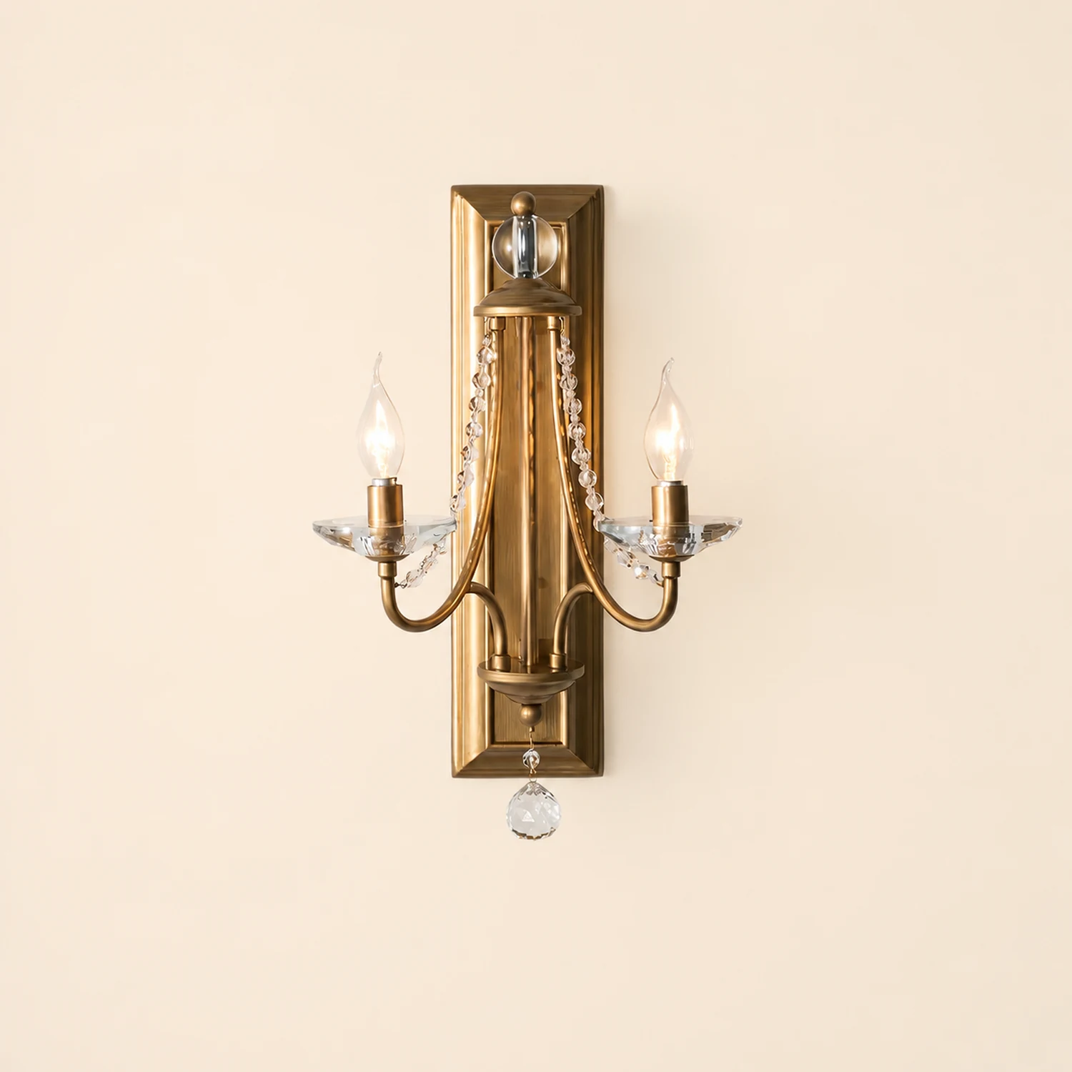 French Country Wood Backplate Wall Lamp - Lumpaz