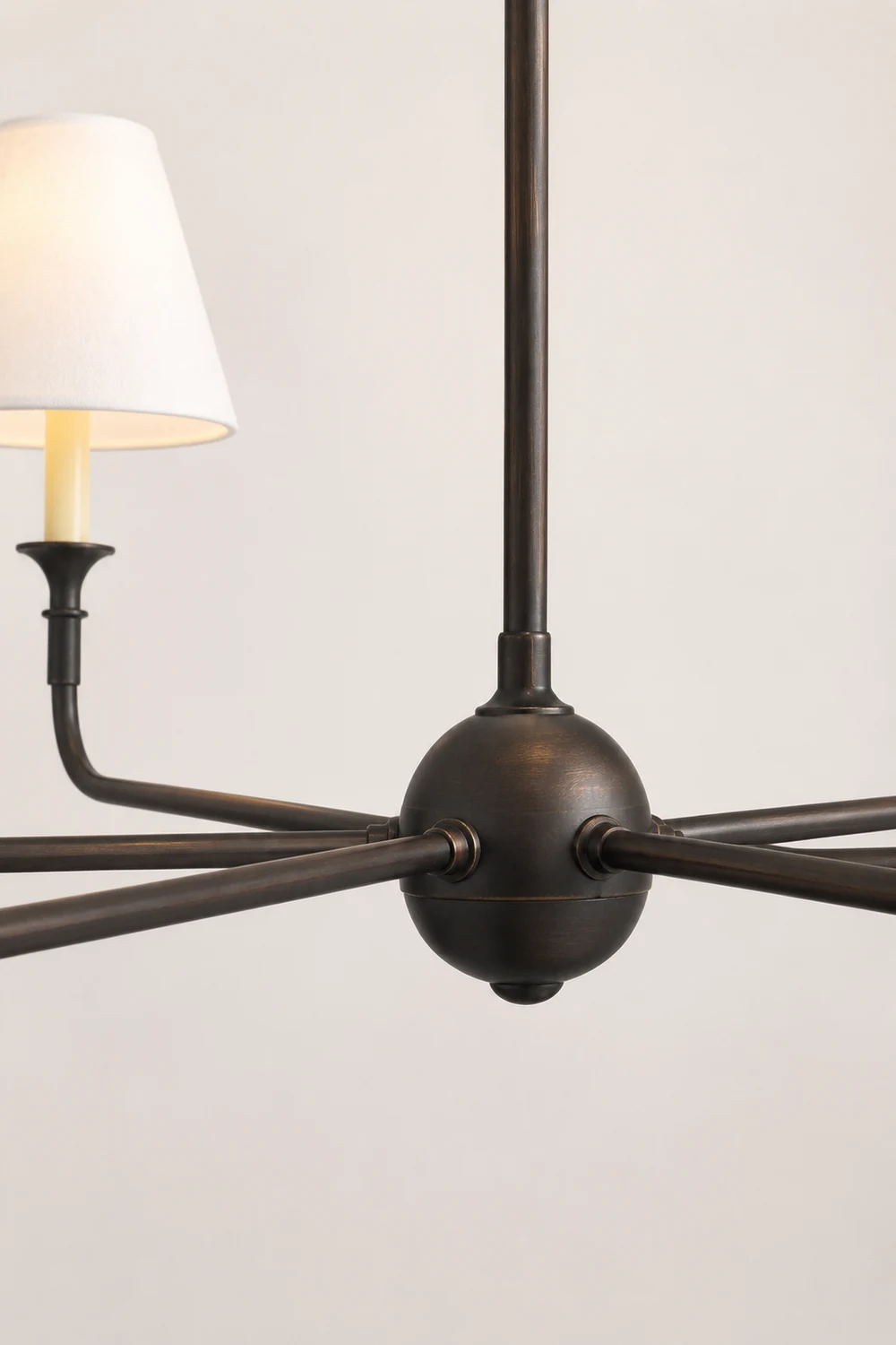 6-Arm Black Metal Chandelier - Lumpaz