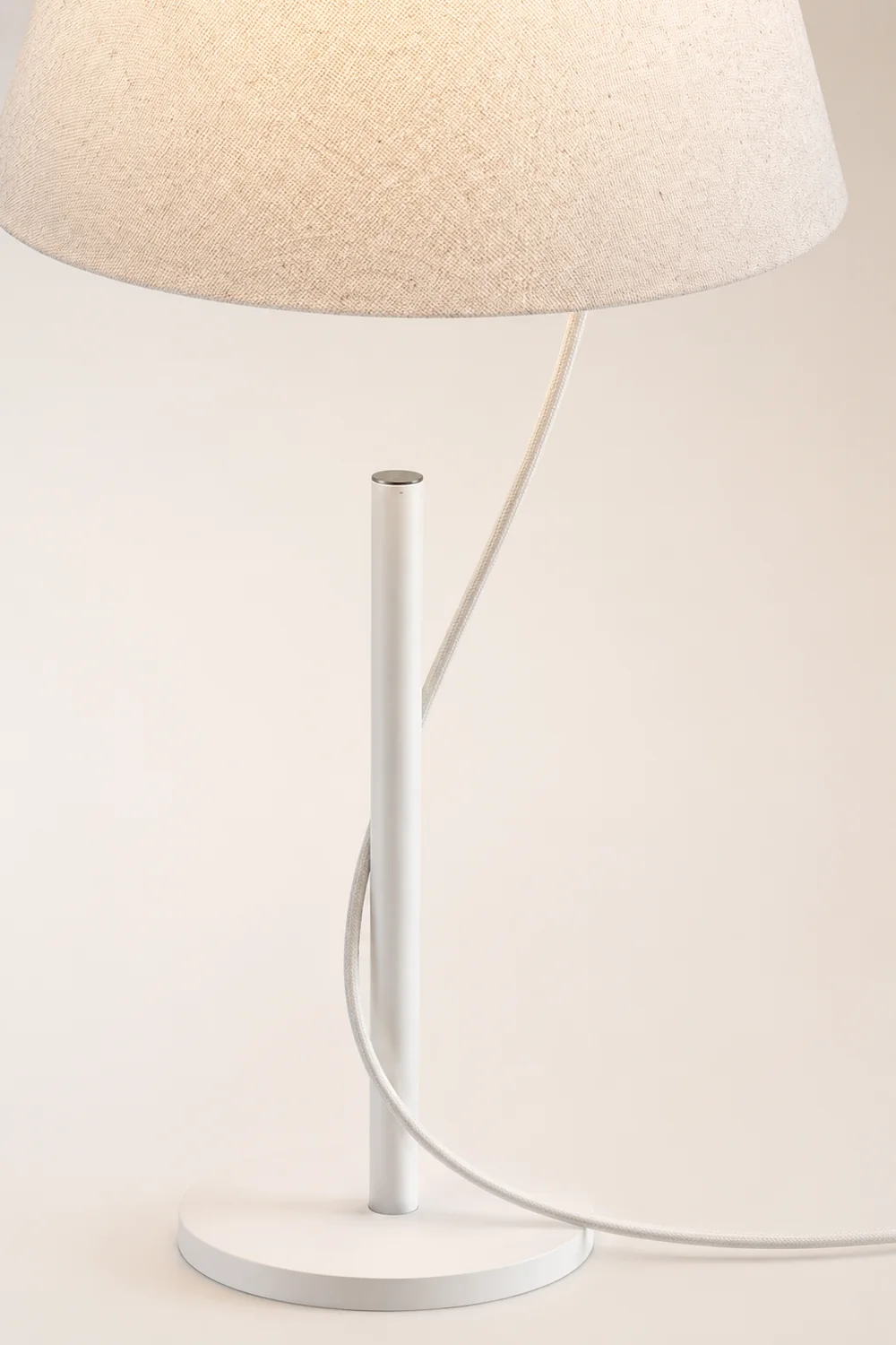 slim line hover LED table lamp - Lumpaz