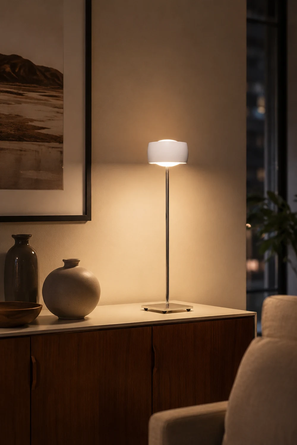 Minimalist Tall Stand Desk Lamp - Lumpaz
