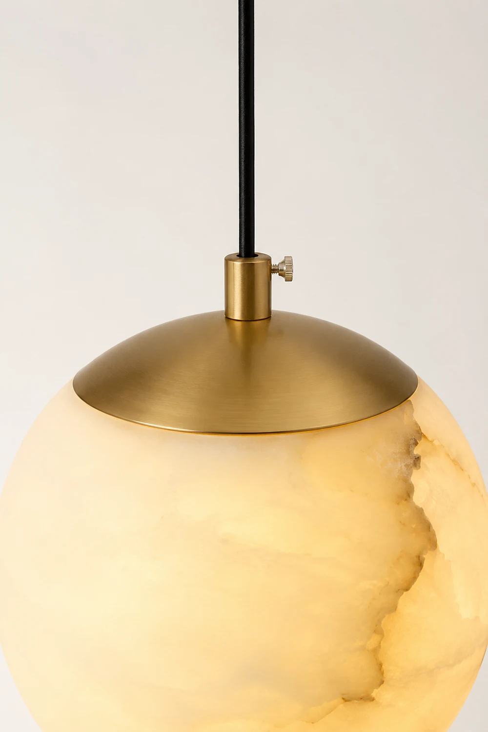 Amber Alabaster Globe Pendant Light - Lumpaz