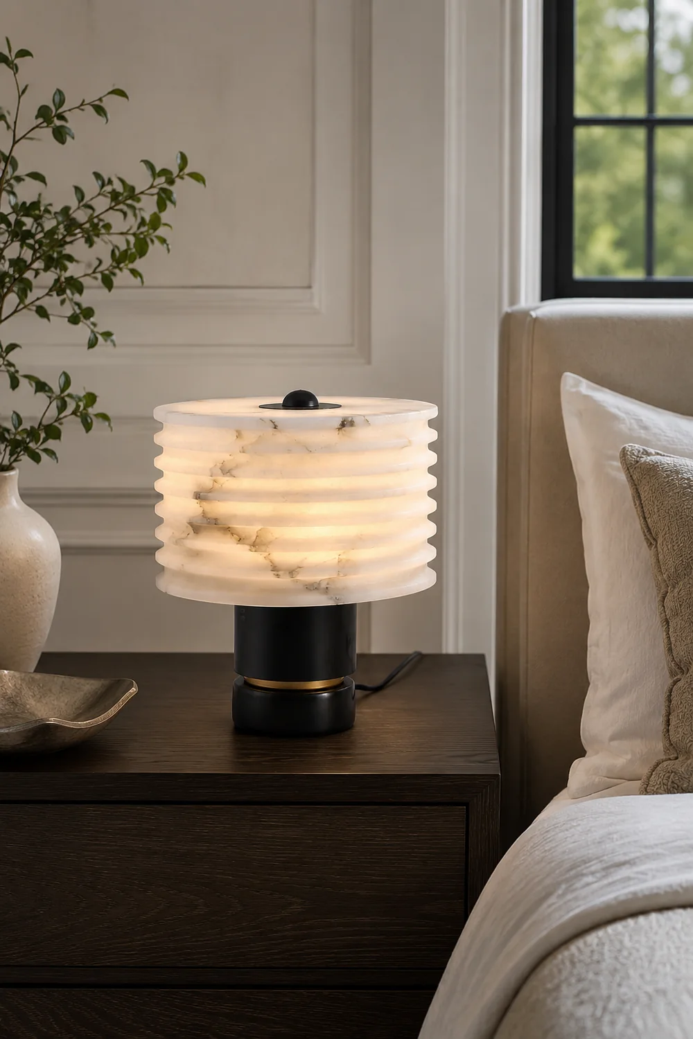 Luxury Black Alabaster Table Lamp - Lumpaz
