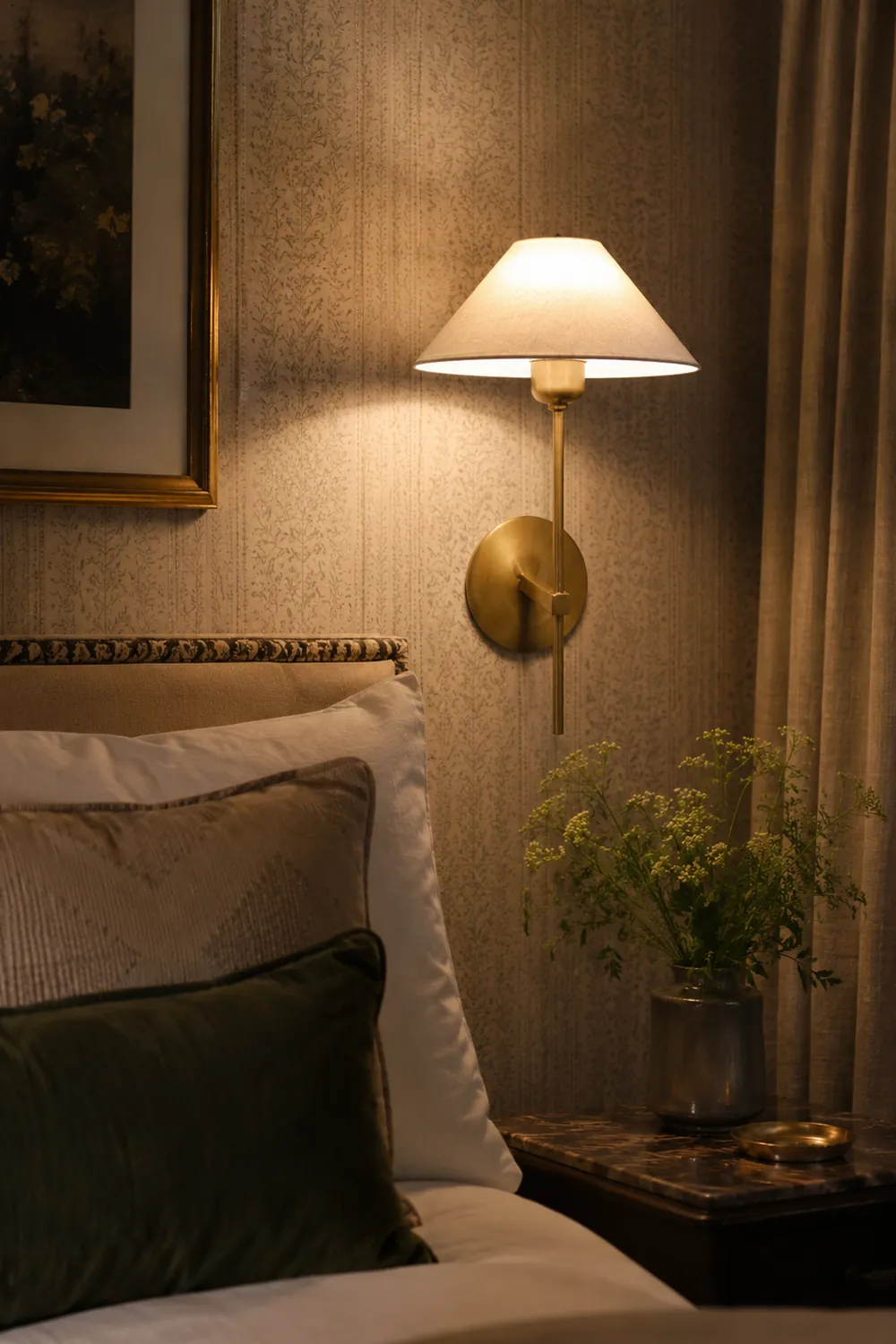 Hackney Single Wall Lamp - Lumpaz