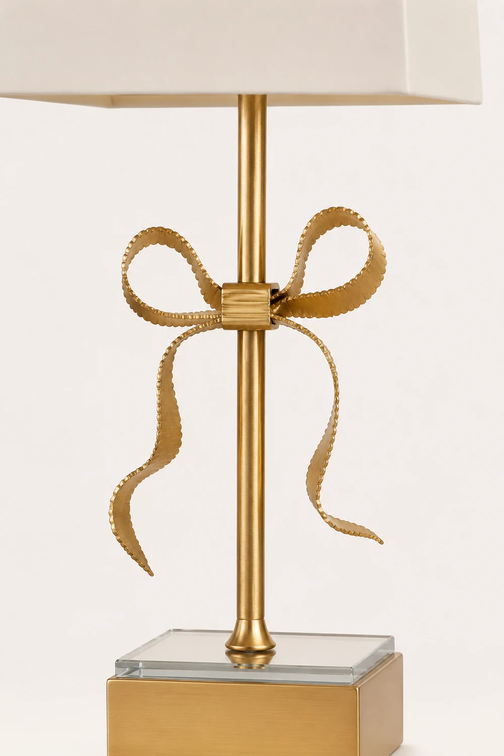 Ellery Butterfly Table Lamp - Lumpaz