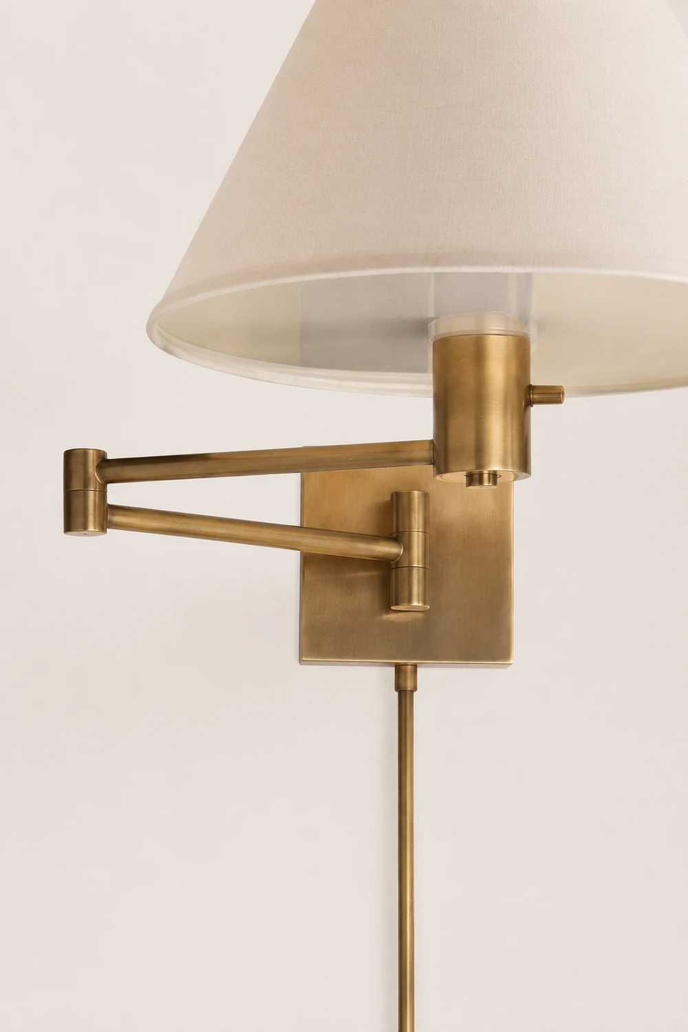 Classic Swing Arm Wall Lamp - Lumpaz