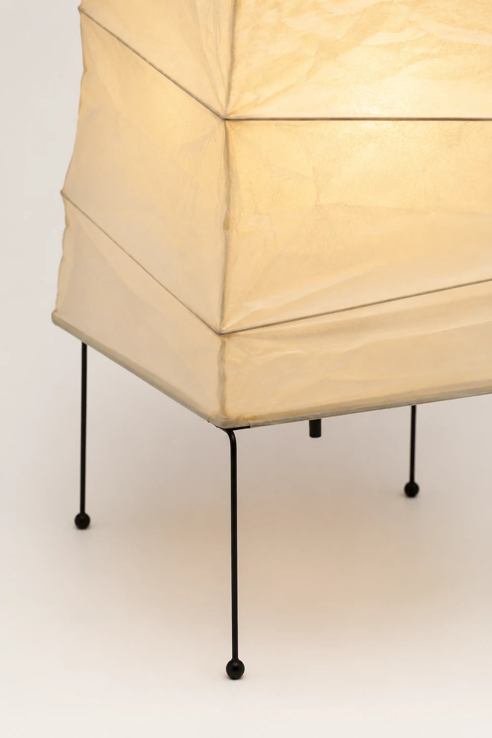 Akari 4N Table Lamp - Lumpaz