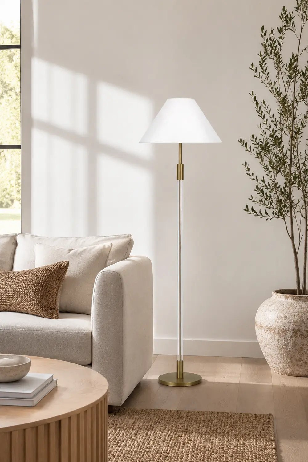 Ralph Acrylic Floor Lamp - Lumpaz