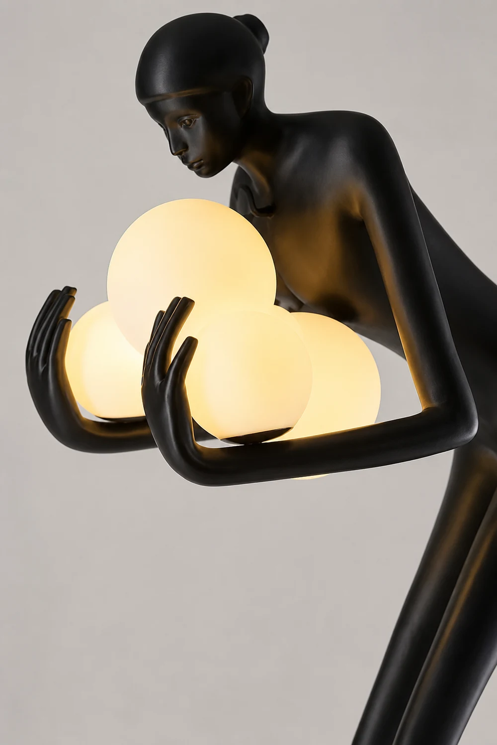 Embrace of Light Sculpture Floor Lamp - Lumpaz