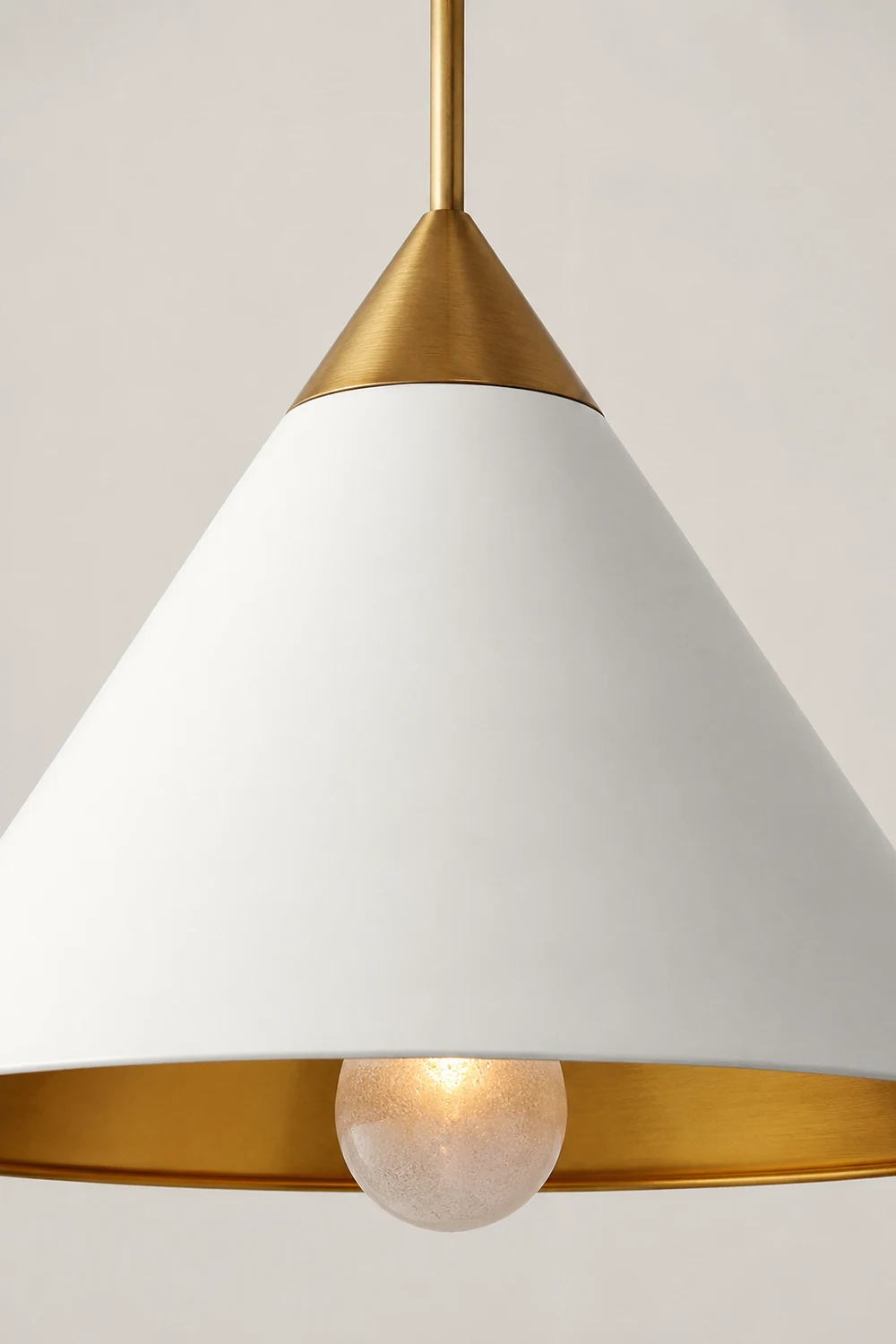 Minimalist Cone-Shaped Brass Pendant Lamp - Lumpaz