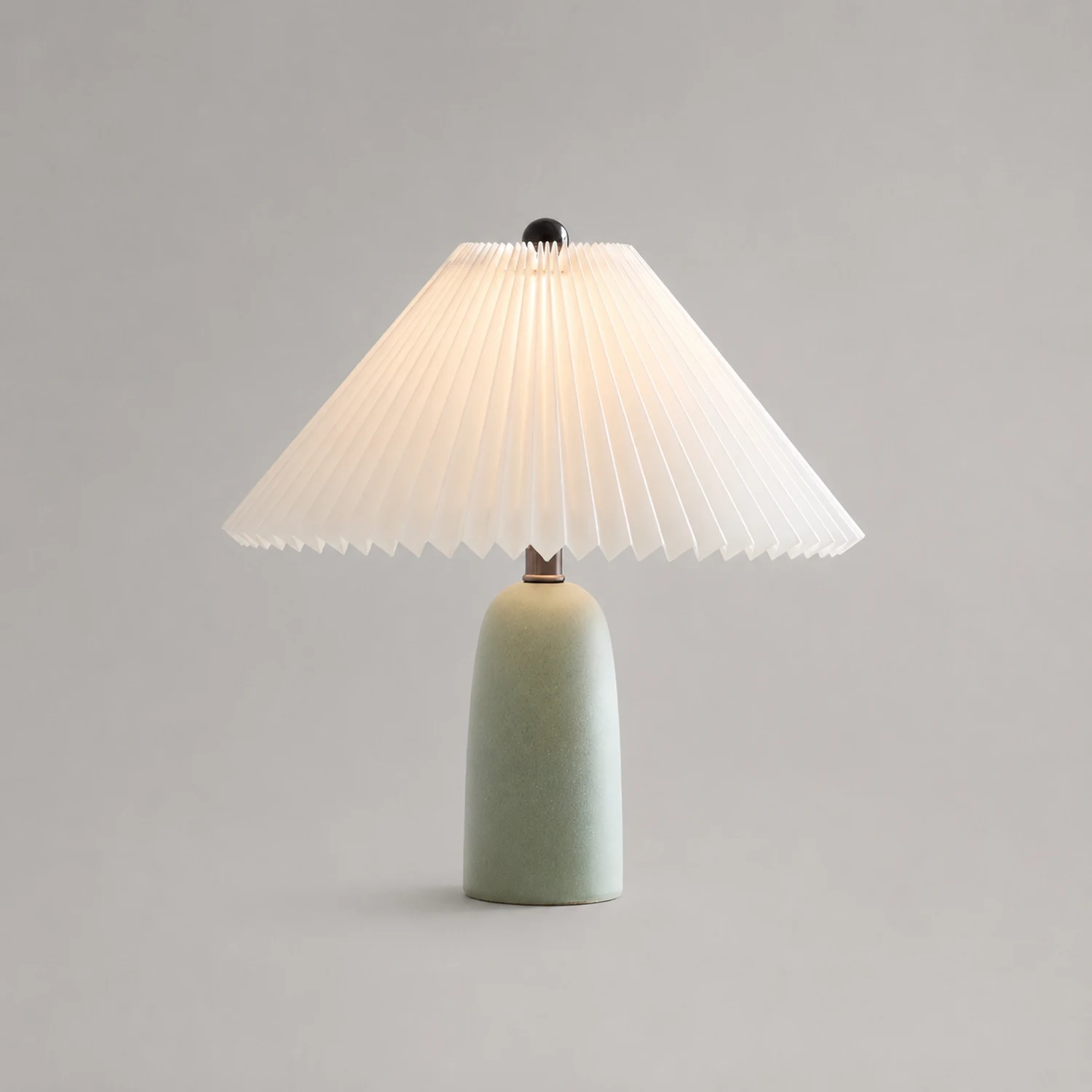 Louis Minimalist Cone Base Table Lamp - Lumpaz