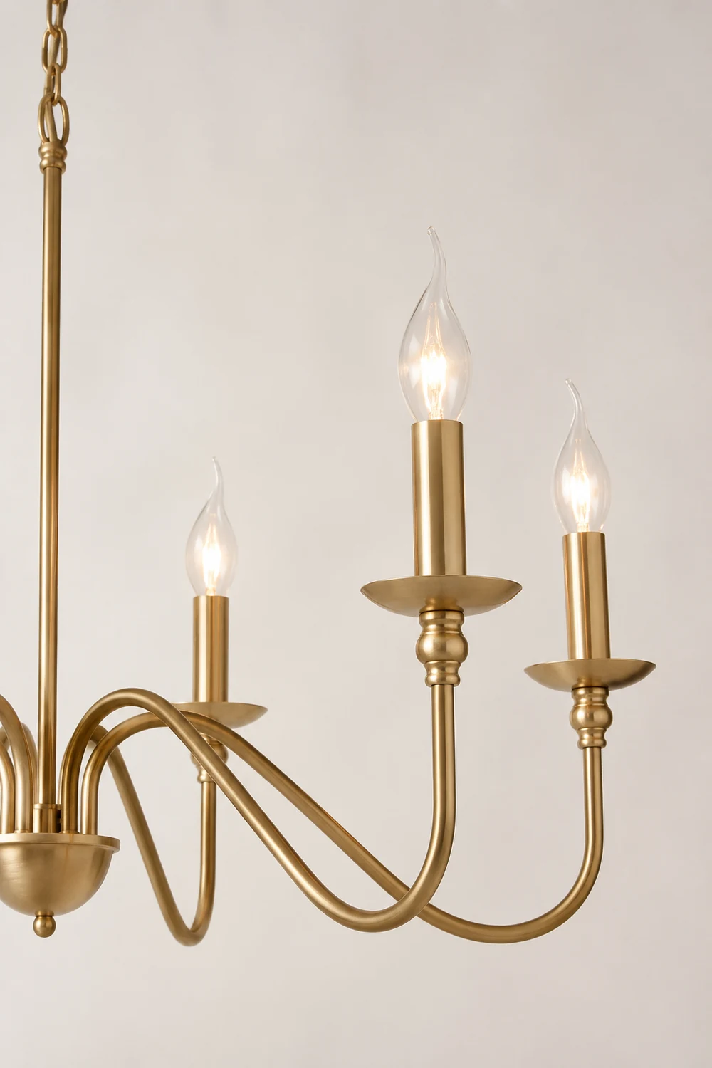 Classic Brass 6-Light Candle Chandelier - Lumpaz