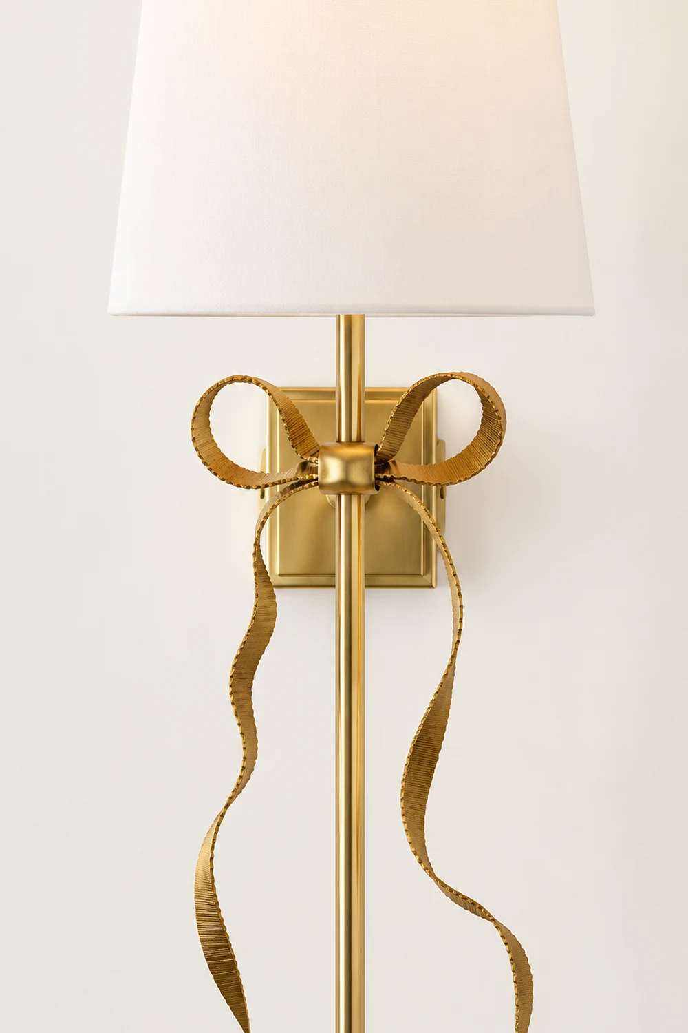 Ellery Bow Tail Sconce - Lumpaz