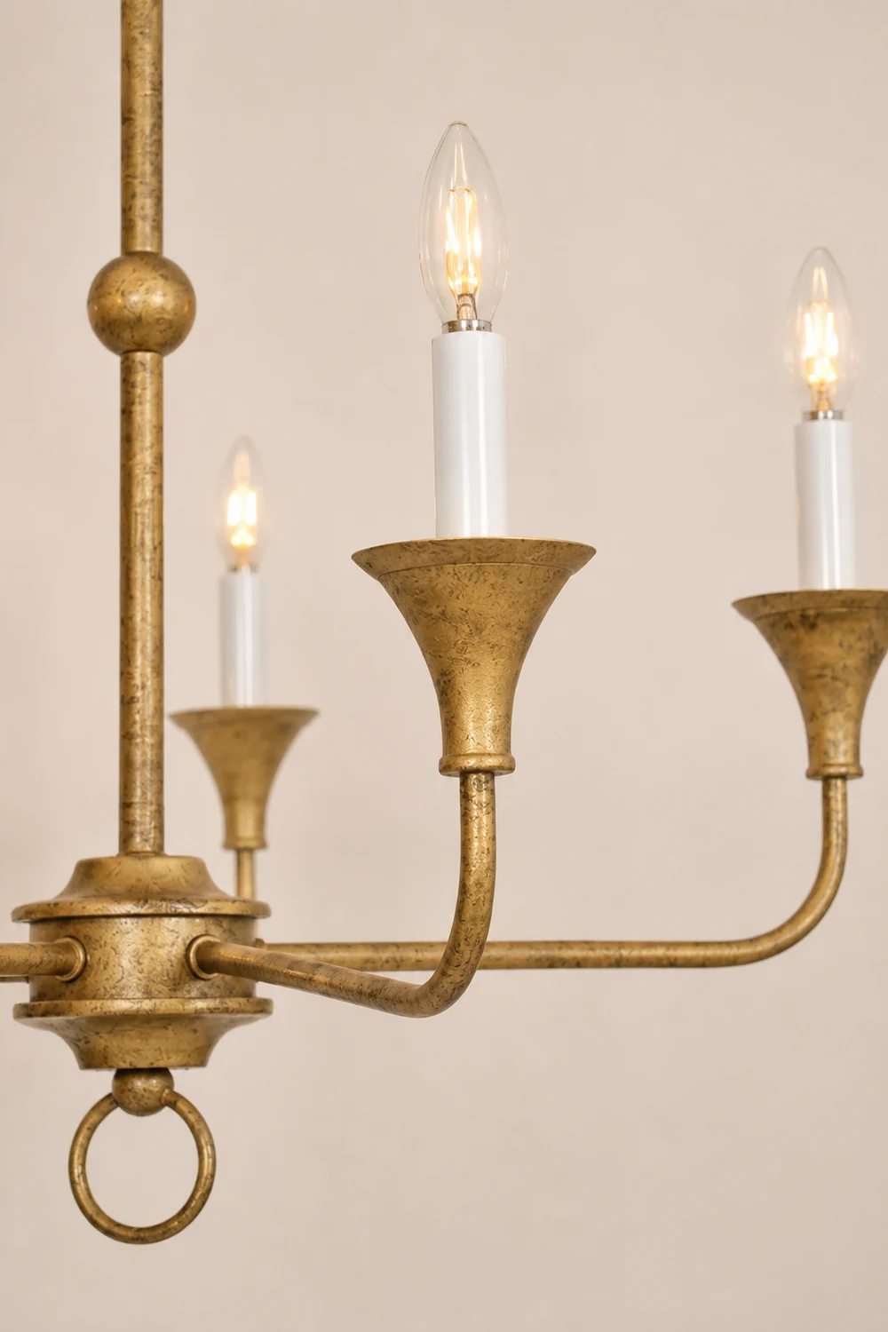 Rustic Vintage Cecil Chandelier - Lumpaz