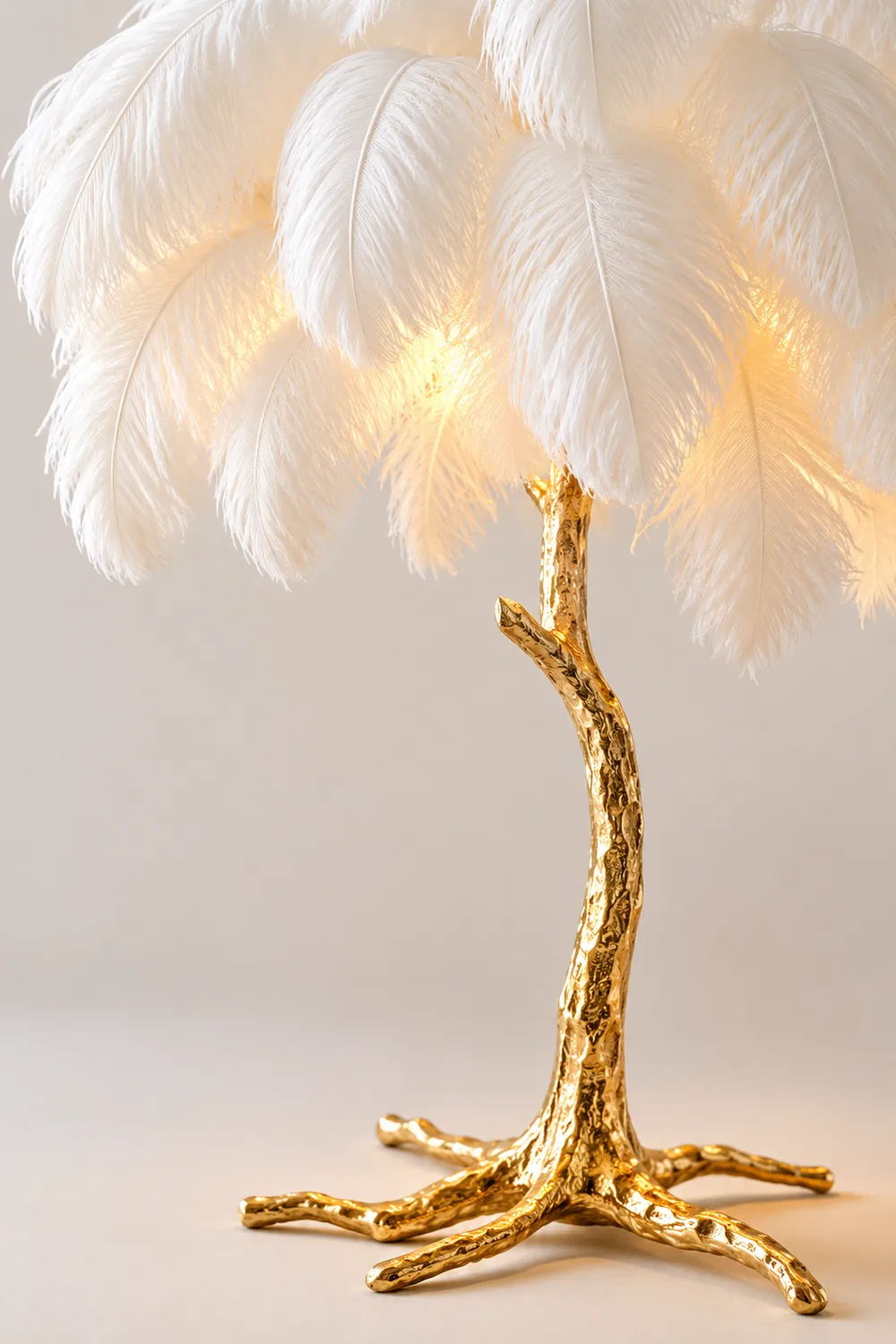 Colorful Ostrich Feather Floor Lamp - Lumpaz