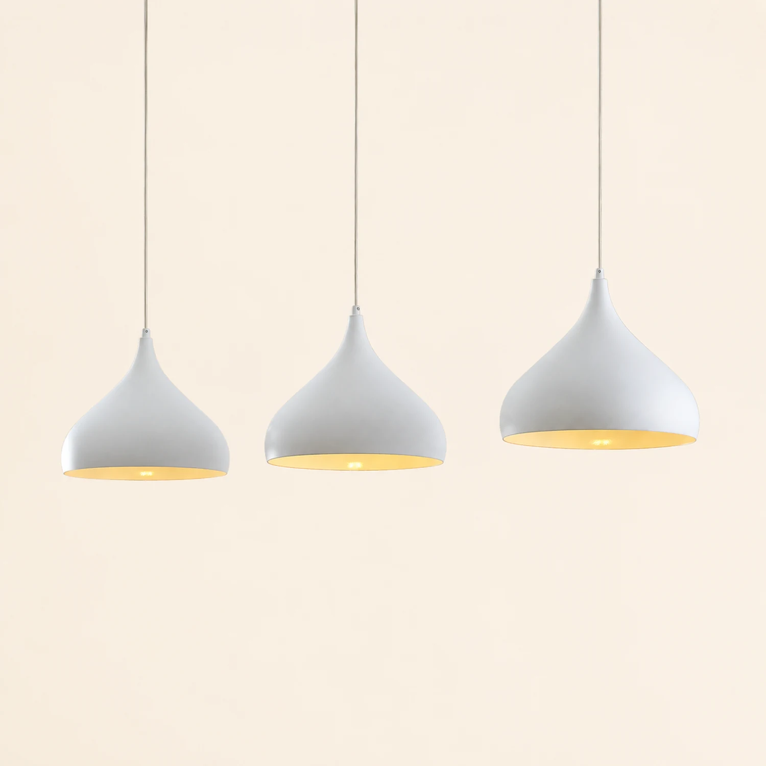 Modern Black and Gold Teardrop Pendant Lamp - Lumpaz