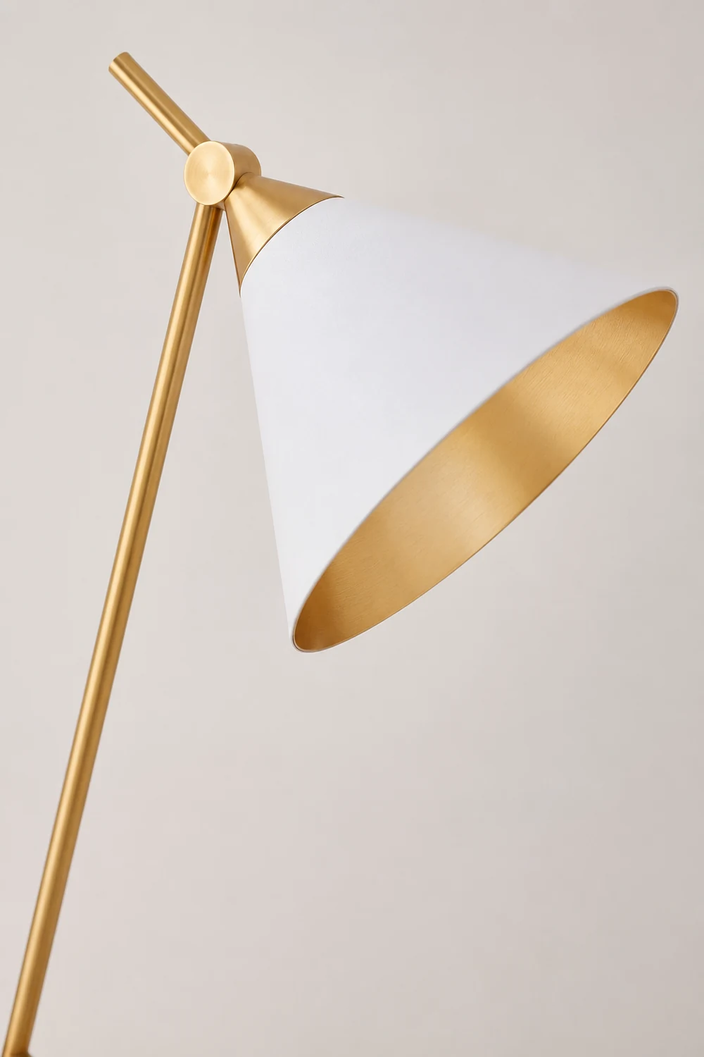 Cleo Brass Table Lamp - Lumpaz