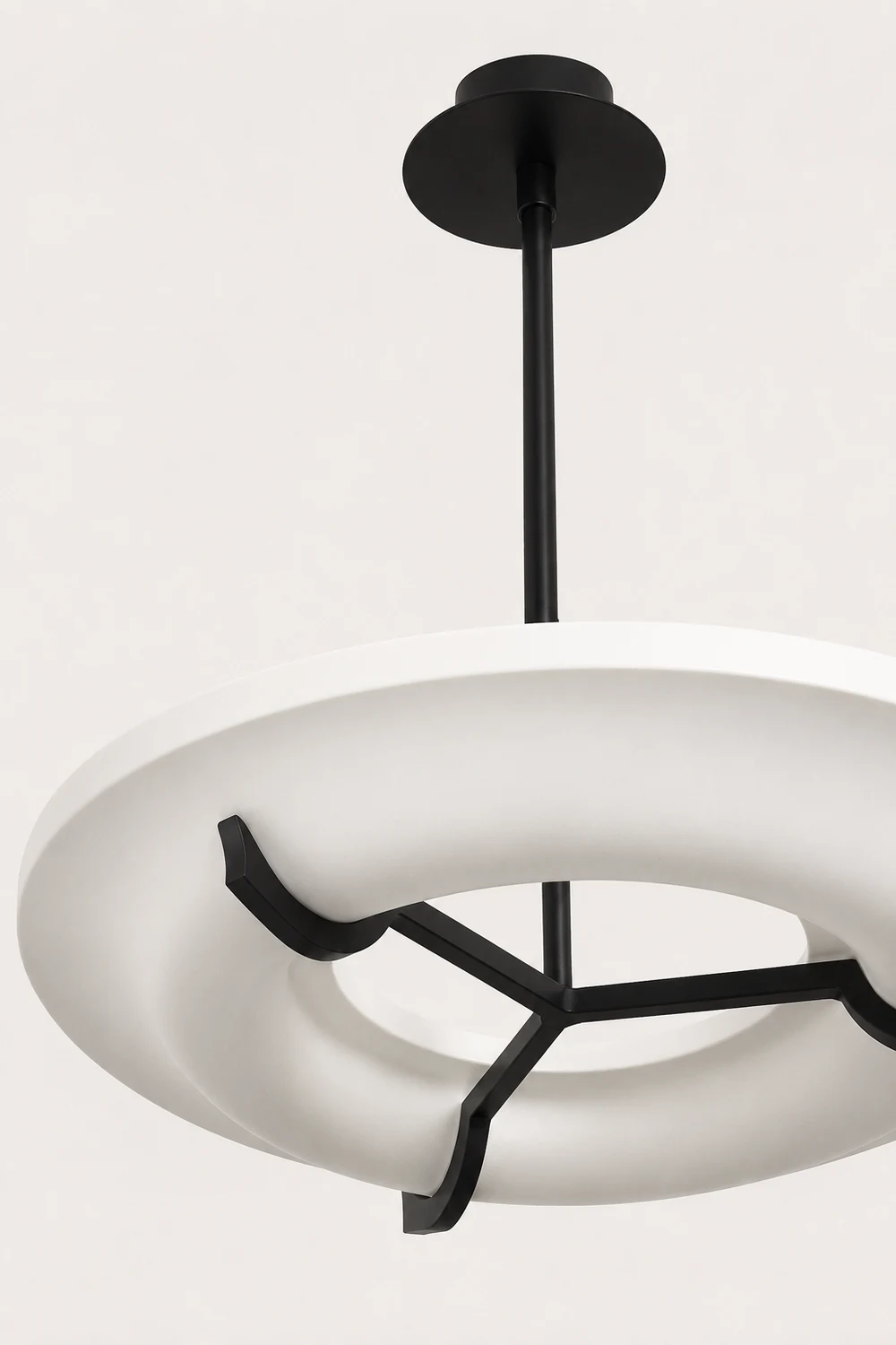 Eric Schmitt Anneau Plaster Chandelier - Lumpaz