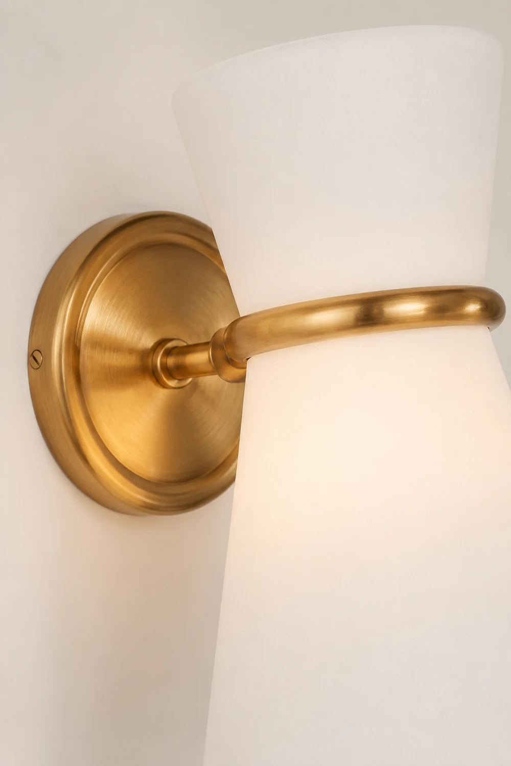 Clarkson Rotating Wall Light - Lumpaz