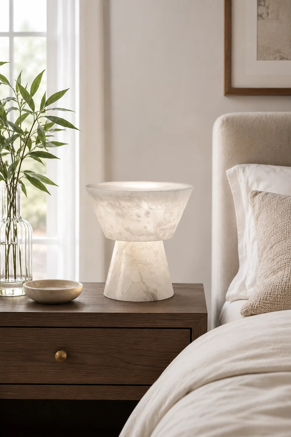 Conical Alabaster Table Lamp - Lumpaz