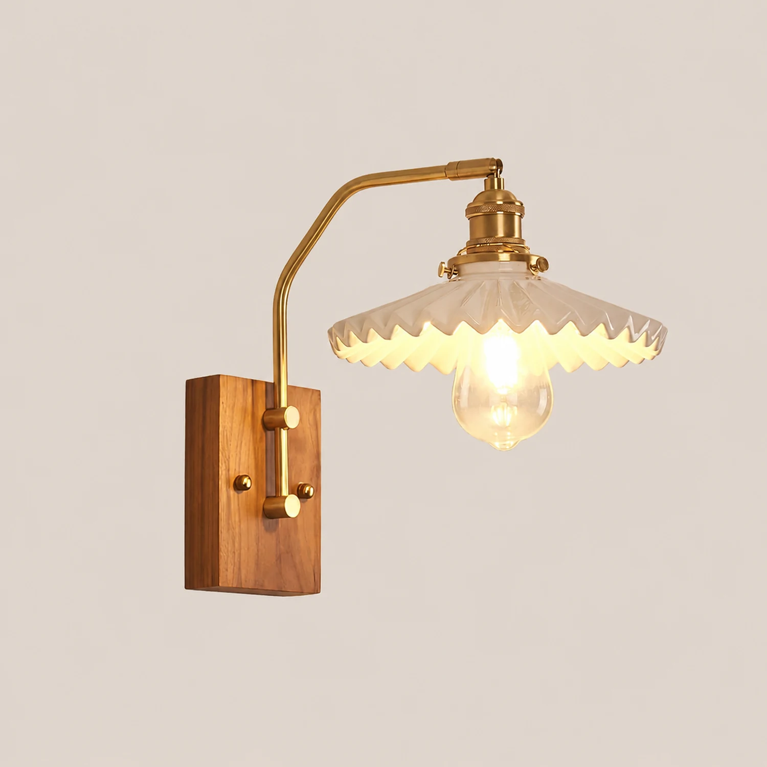 Heritage Walnut Wall Lamp - Lumpaz