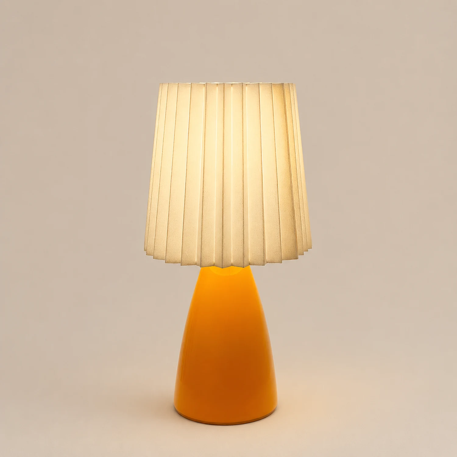 Amber Glow Pleated Shade Table Lamp - Lumpaz