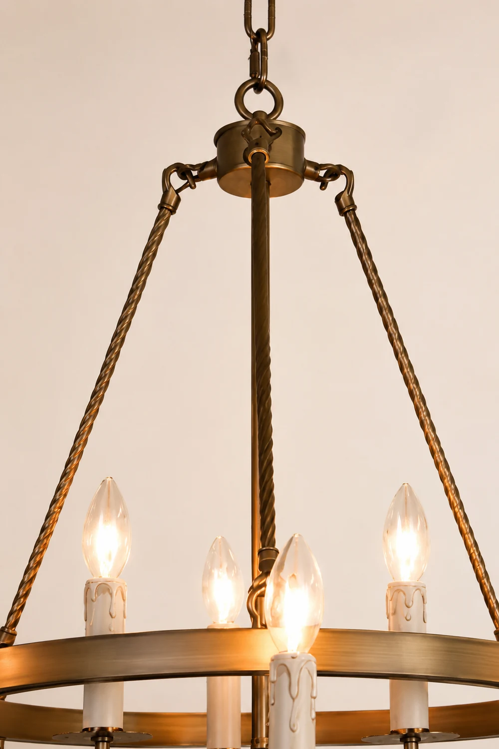 Voyager Antique Chandelier - Lumpaz