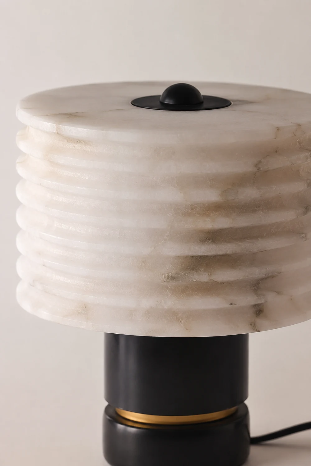 Luxury Black Alabaster Table Lamp - Lumpaz