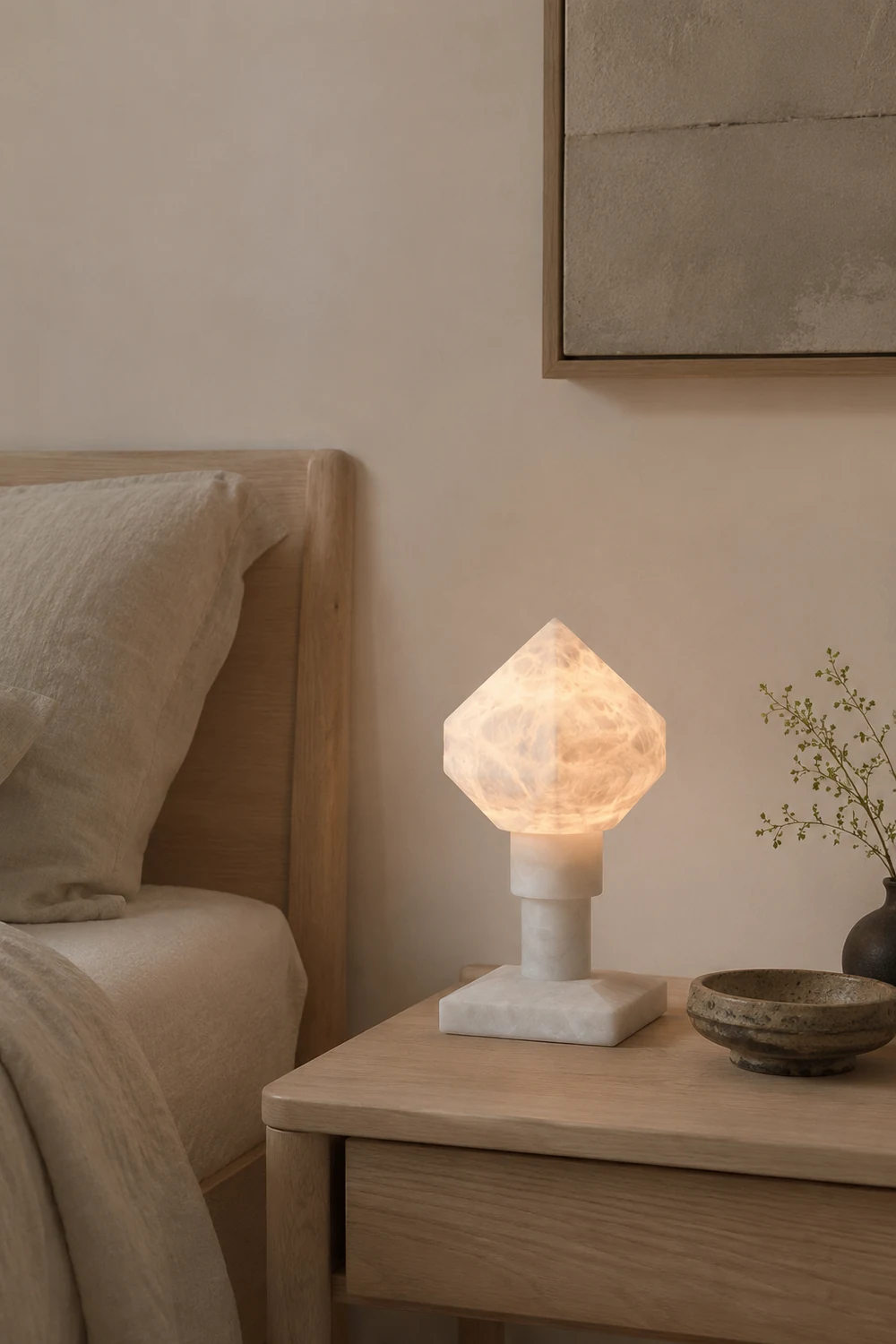 Alabaster Pyramid Table Light - Lumpaz