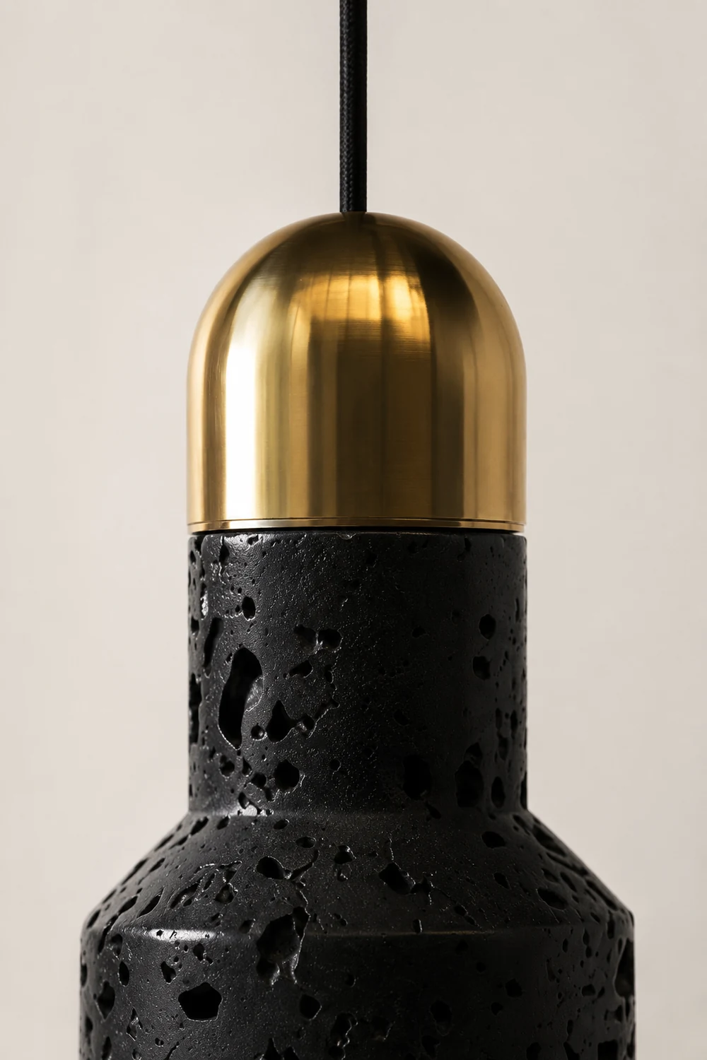 Volcanic Rock Textured Pendant Lamp - Lumpaz