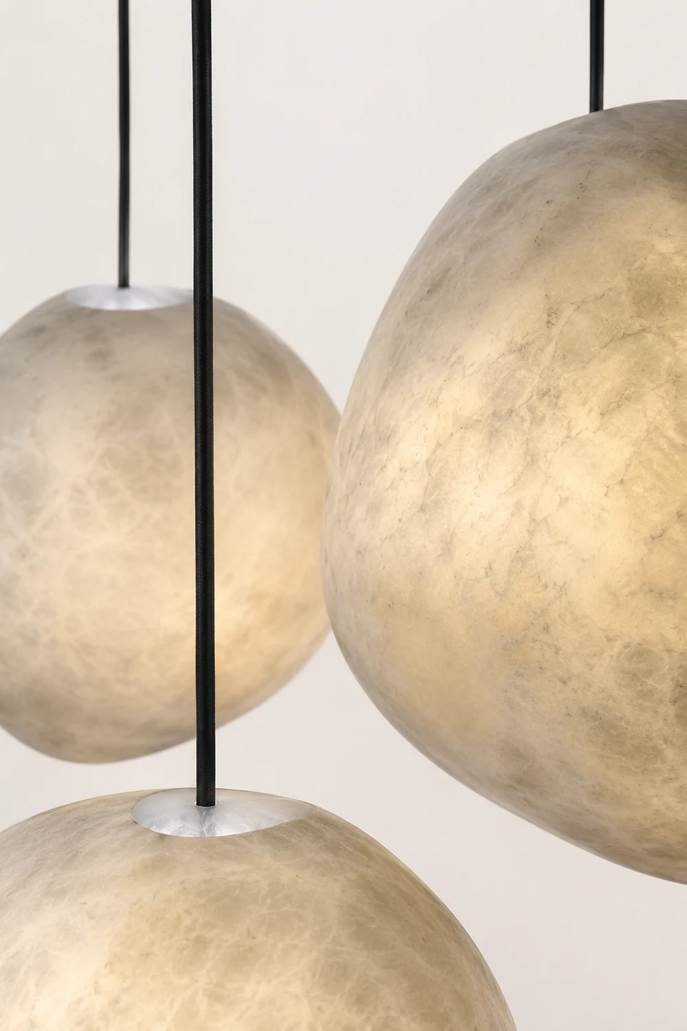 Pebble Alabaster Pendant Light - Lumpaz