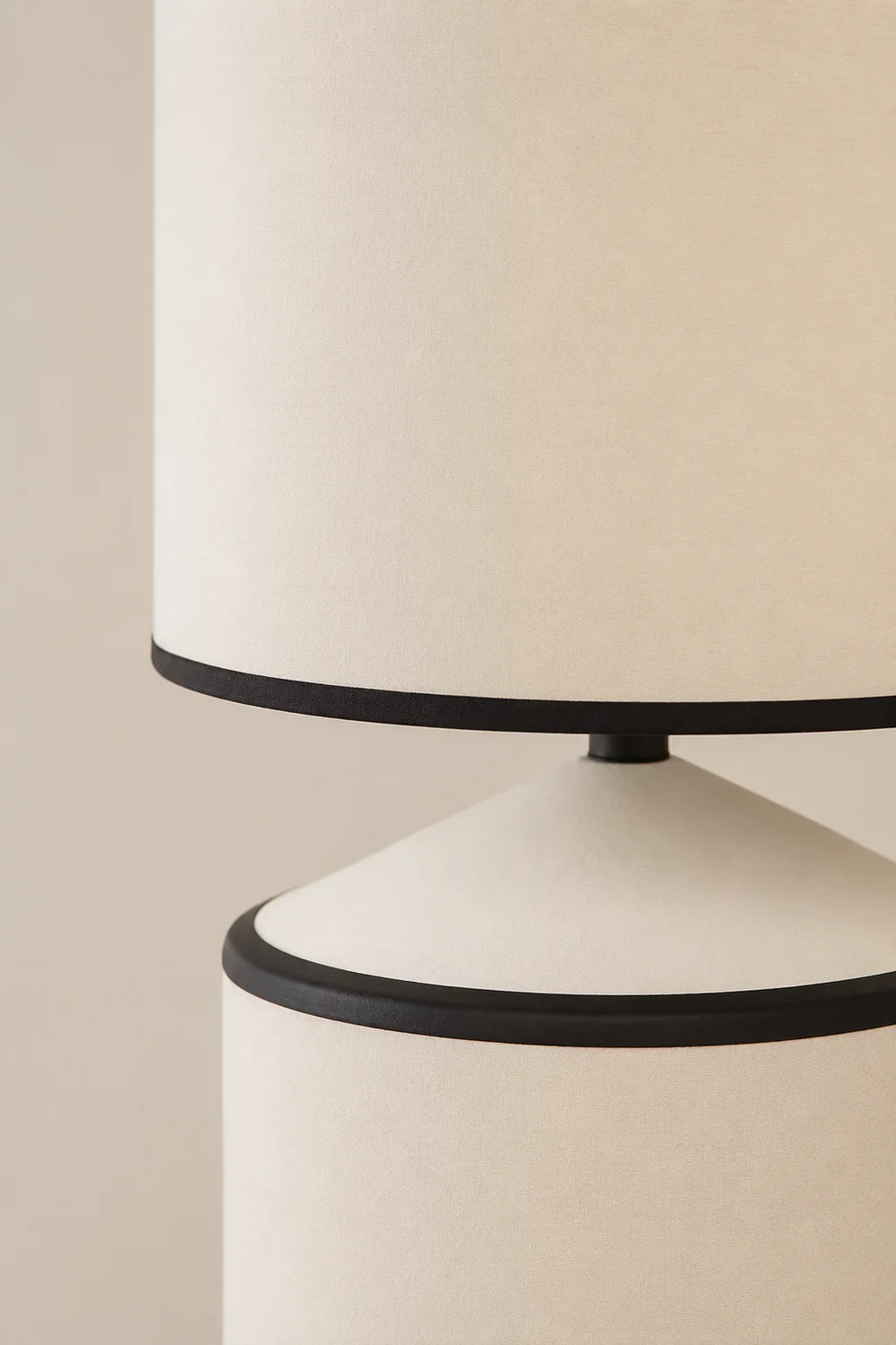 Cyls Minimalist Drum Shade Table Lamp - Lumpaz