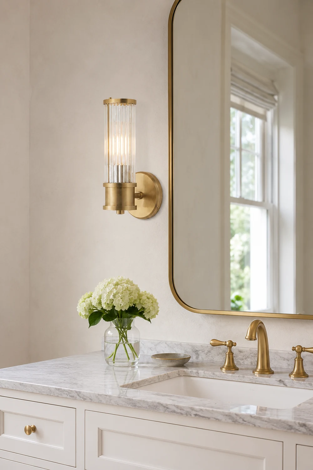 Allen Single Sconce - Lumpaz