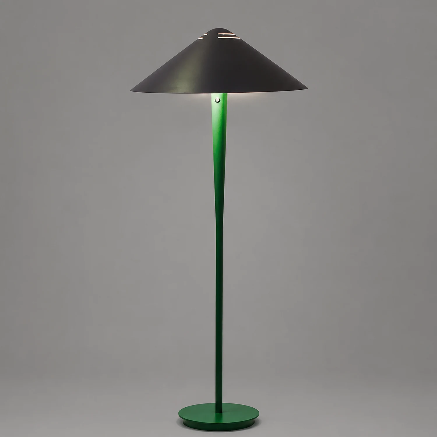 Cone Shade Modern Floor Lamp - Lumpaz