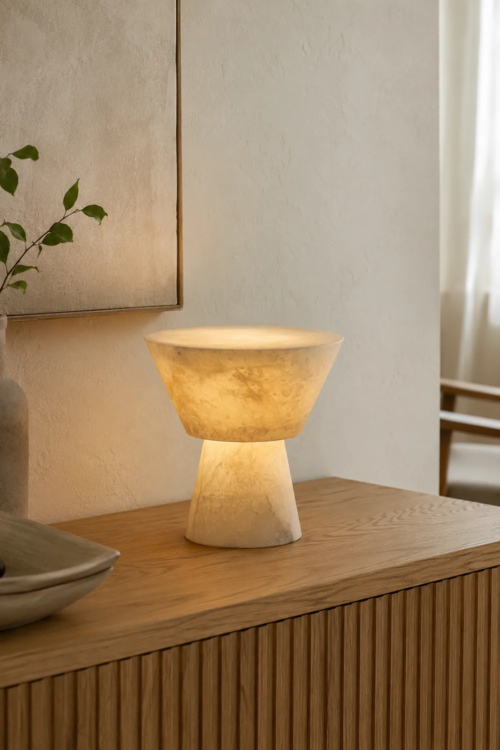 Conical Alabaster Table Lamp - Lumpaz