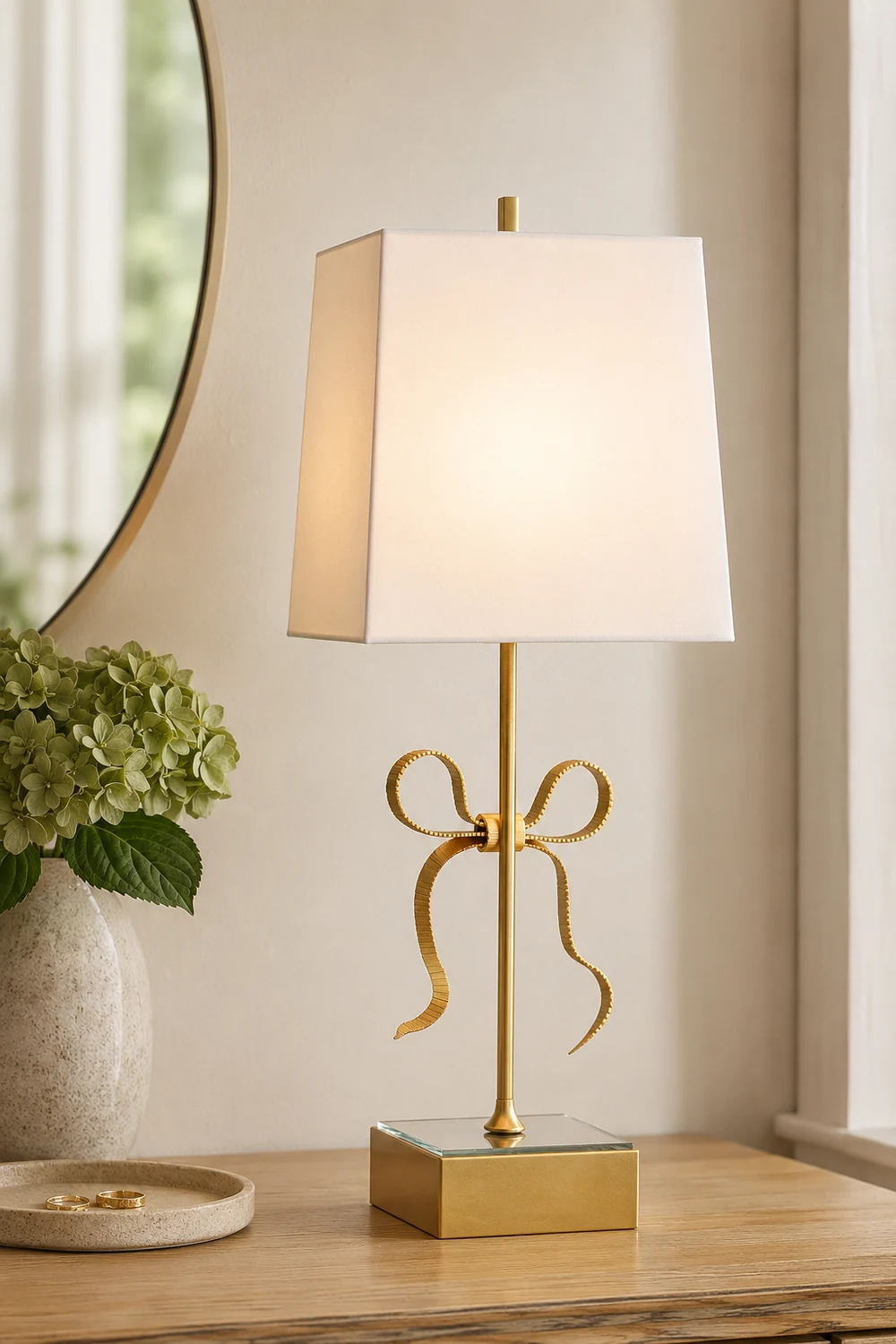 Ellery Butterfly Table Lamp - Lumpaz