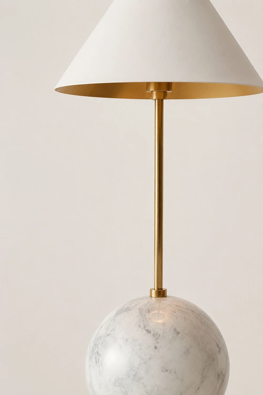 Cleo Orb Base Table Lamp - Lumpaz