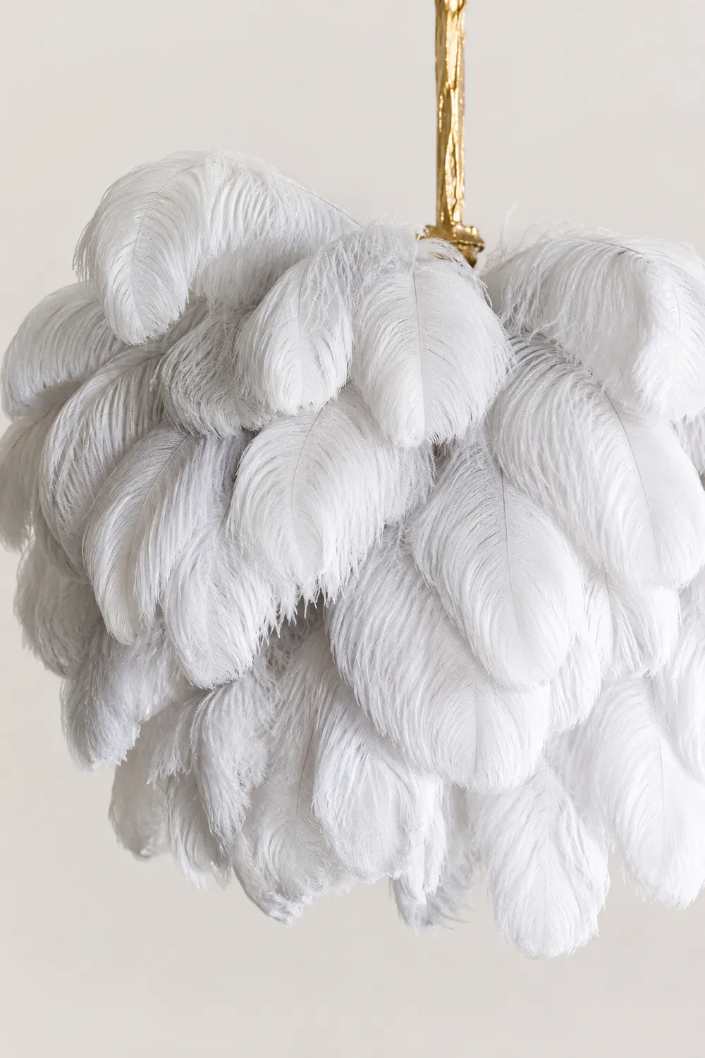 Colorful Ostrich Feather Chandelier - Lumpaz
