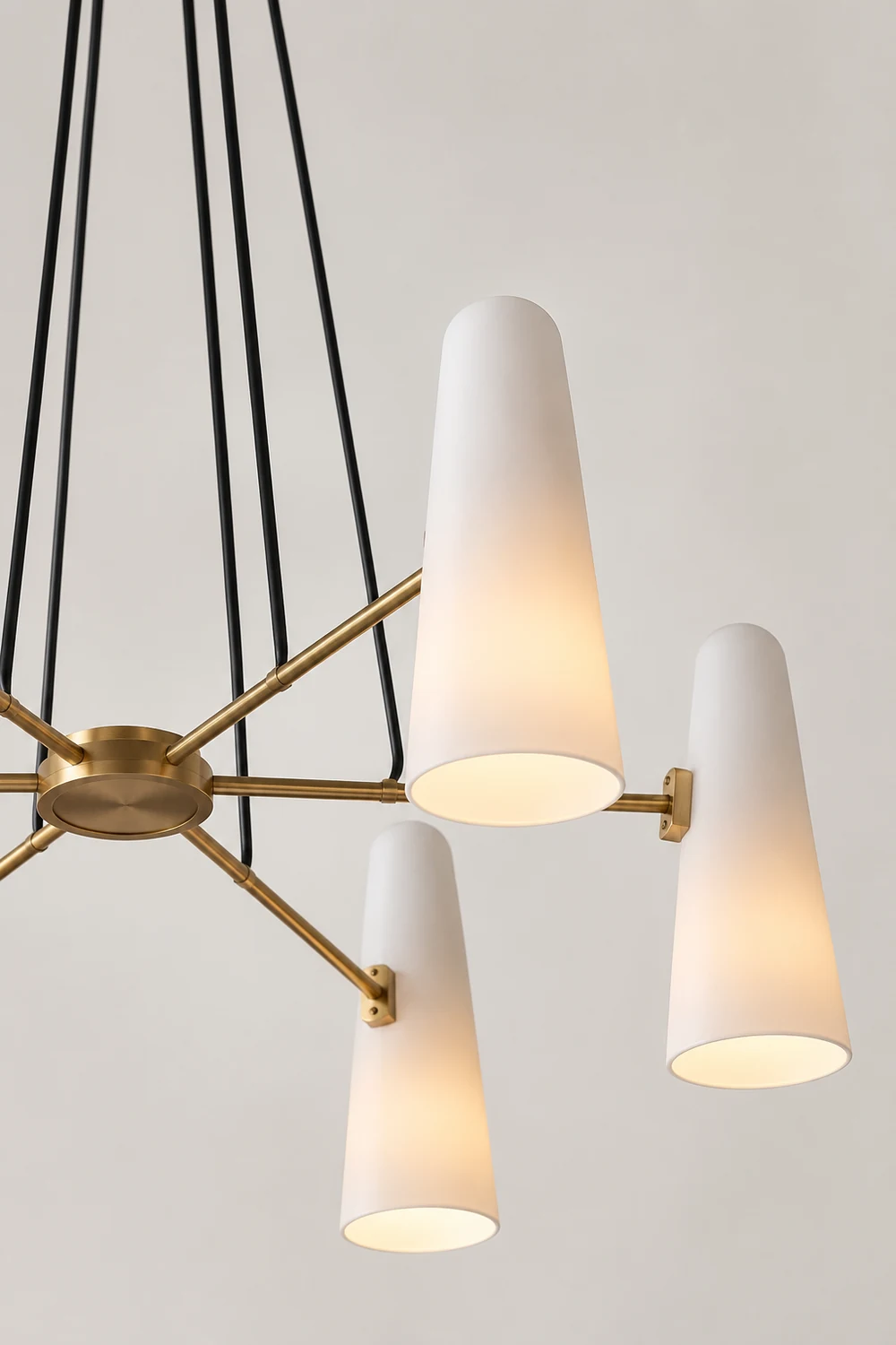 Montfaucon Round Chandelier - Lumpaz